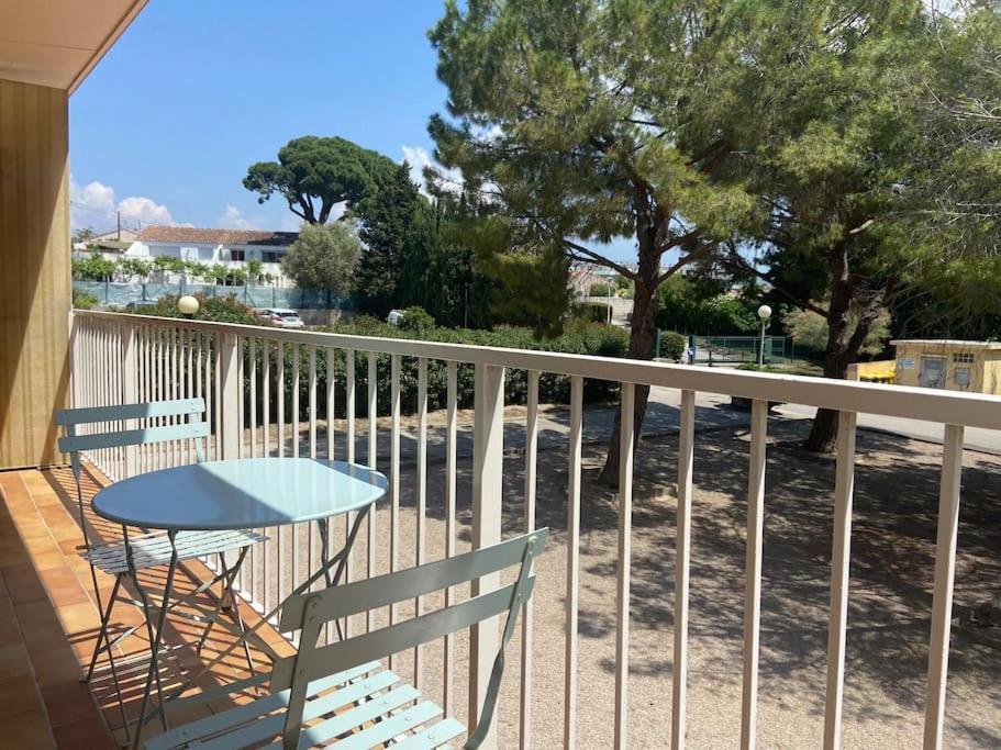 Grand T2 53M2, Proche Plages Et Port , Parking . Apartment La Ciotat Exterior photo